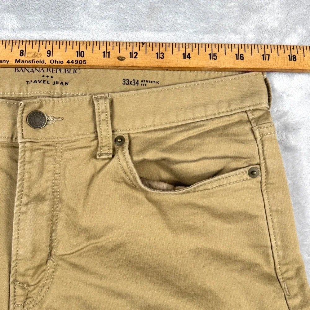 Banana Republic Travel Jean Athletic Mens 33x34 (34x32)‎ Khaki Tan Stretch Pants
